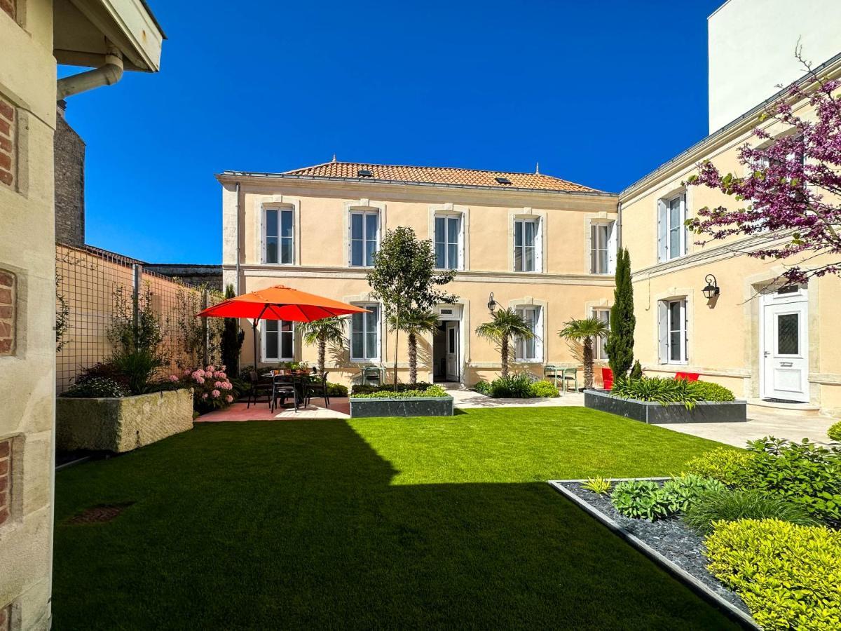 Nouvelle Vague Hotell Fouras Exteriör bild